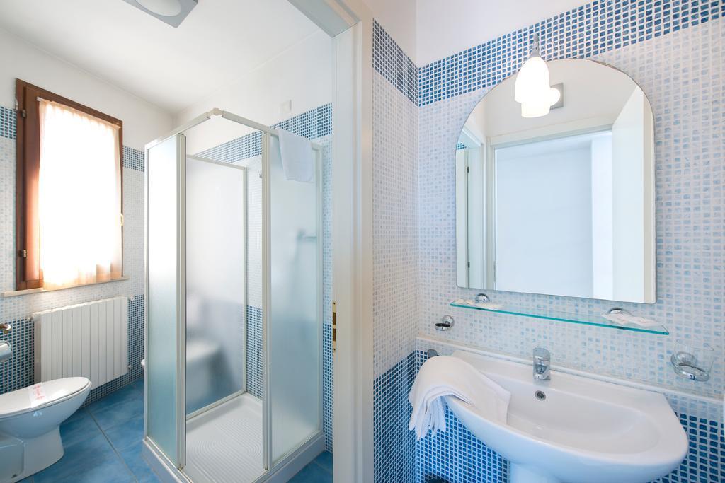 Residence Riva Blu Чезенатико Экстерьер фото